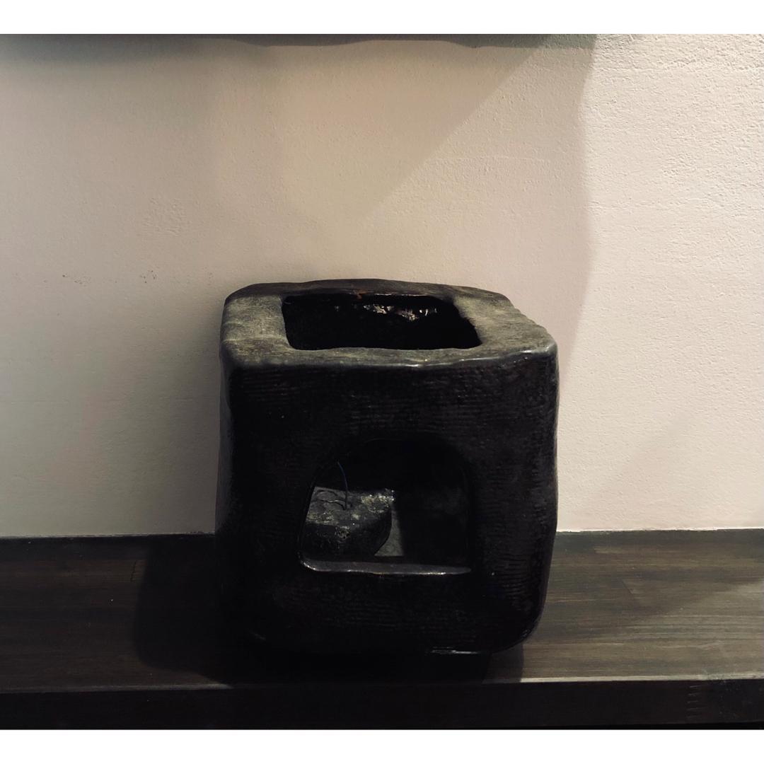 美品！骨董品　アンティーク　陶器　黒　陶印　京焼