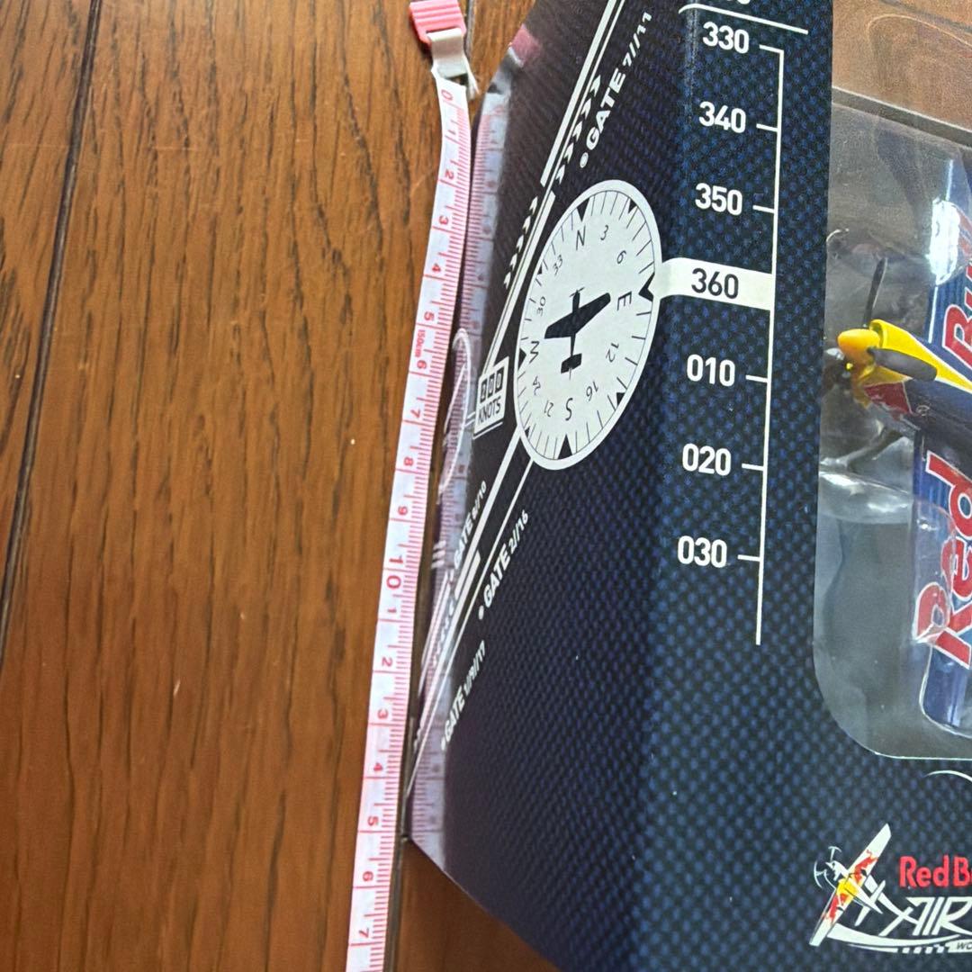 航空機・ヘリコプター RedBull AIR RACE PLANE