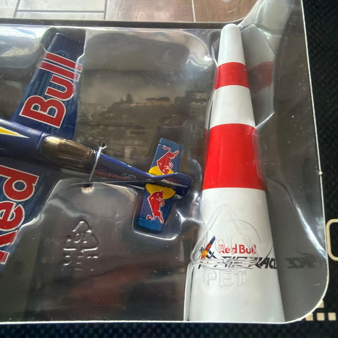 航空機・ヘリコプター RedBull AIR RACE PLANE