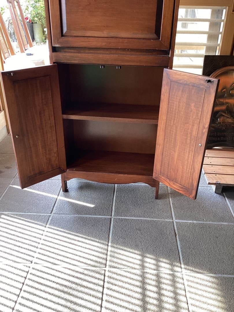 キャビネット　ライティングビューロー　アメリカン　デスク　ライト付き