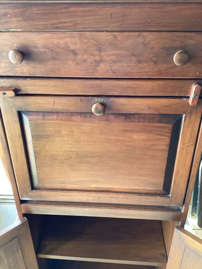 キャビネット　ライティングビューロー　アメリカン　デスク　ライト付き