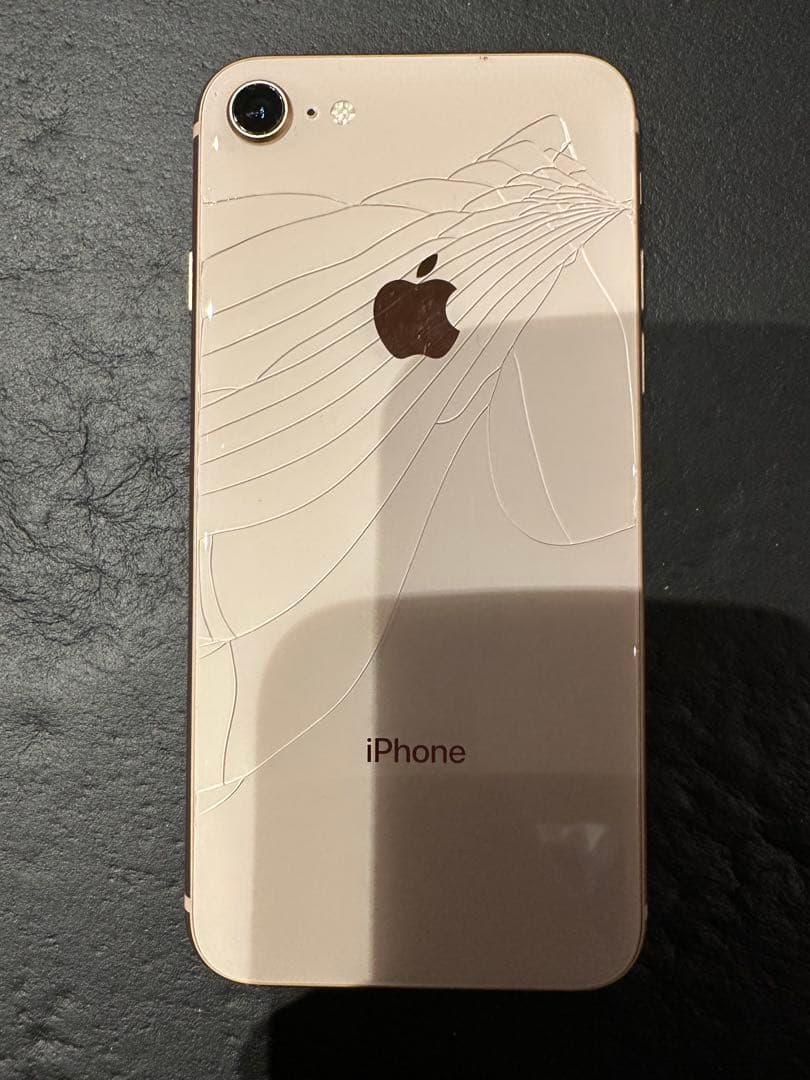 スマートフォン本体 iPhone 8 64GB
