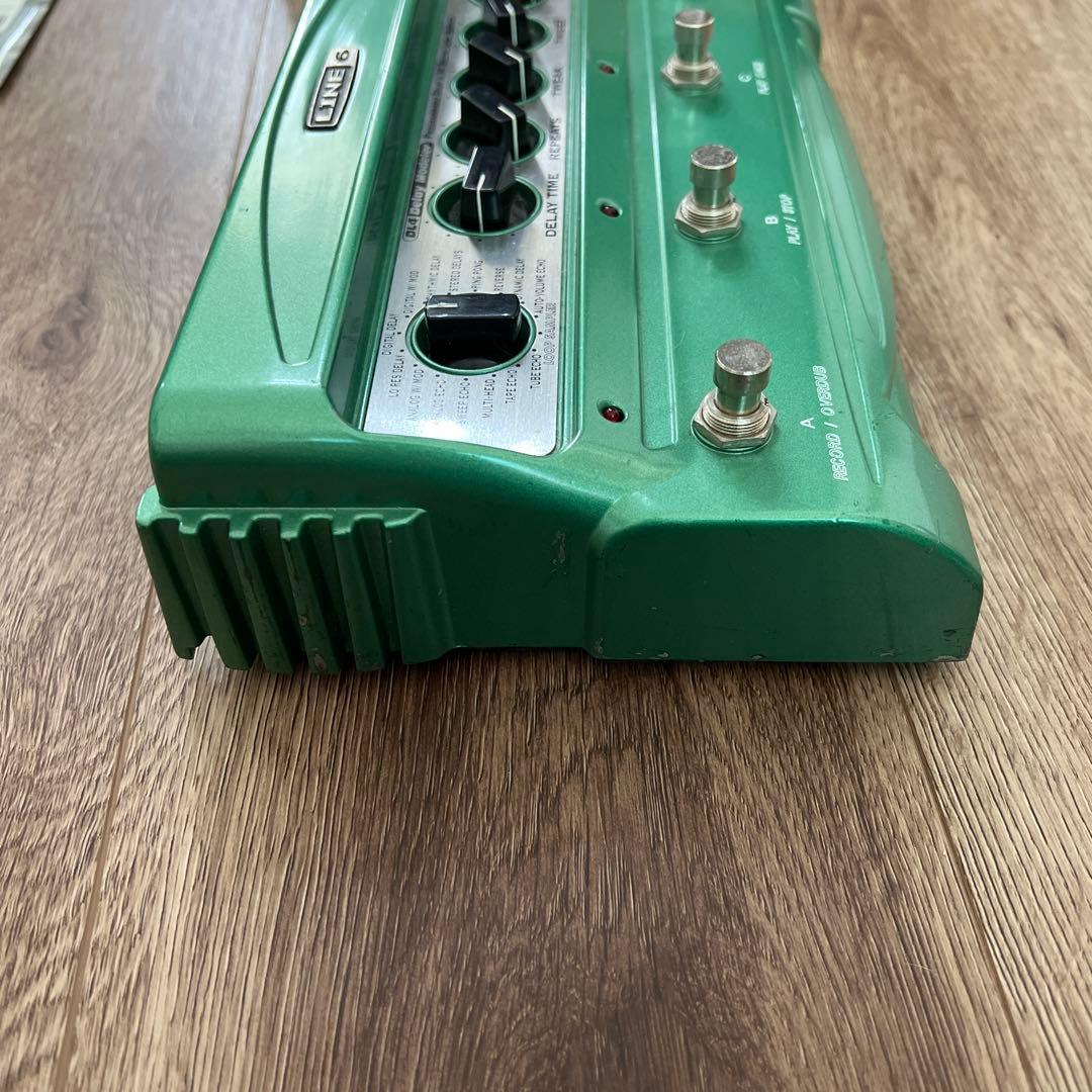 LINE6 DL4 アダプター、ペダル付き