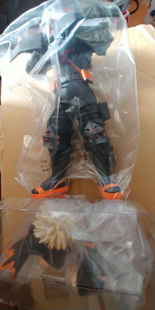 僕のヒーローアカデミア MASTERLISE EMOVING B賞爆豪勝己外箱難