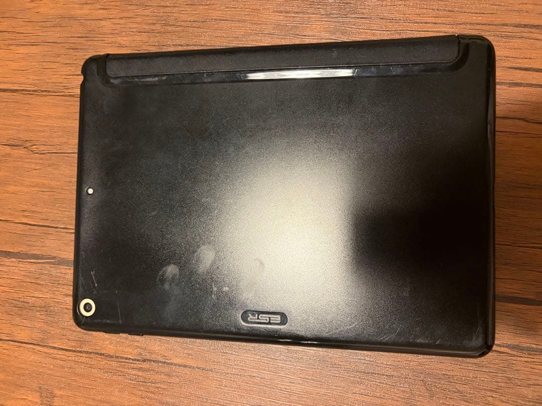 Apple iPad 第5世代 ゴールド 32GB ケース付き