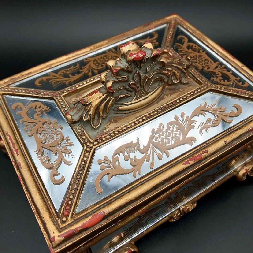 ゴージャスなアンティーク調リーフ柄小物入れ ミラーカバーボックス