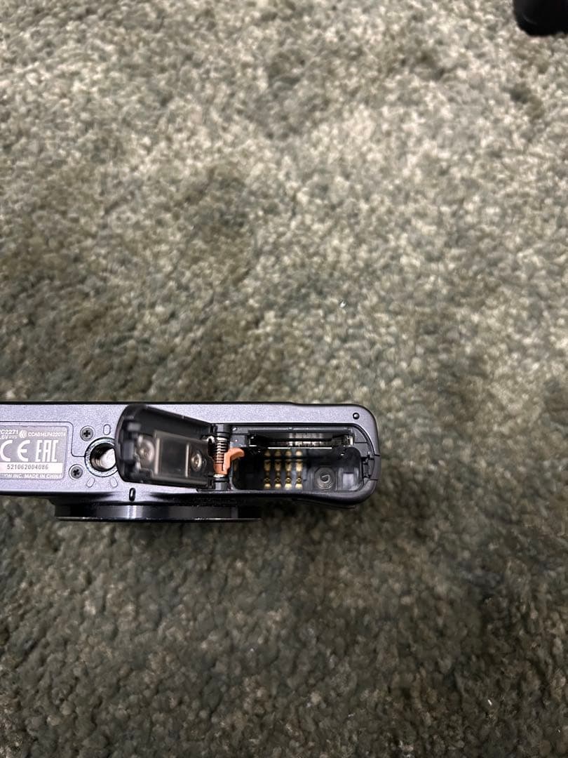 デジタルカメラ　Power Shot SX620HS