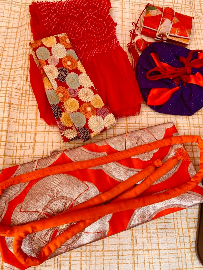 七五三　3歳から5歳の女の子のお支度　正絹手縫い　朱色と藍色のコントラスト