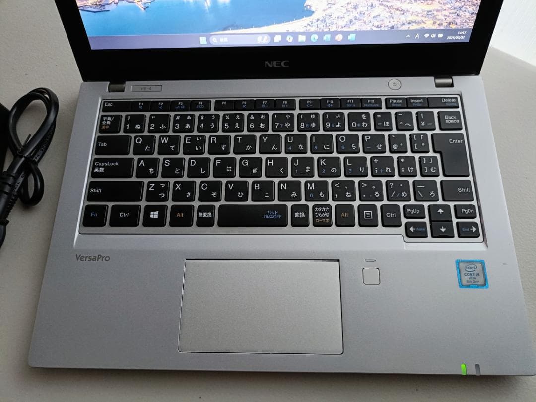 NEC 12.5インチ第8世代Core-i5 8GB /SSD Office付き