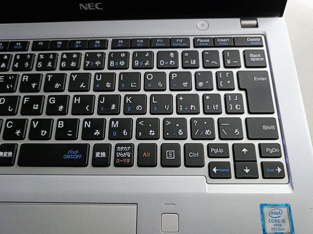 NEC 12.5インチ第8世代Core-i5 8GB /SSD Office付き