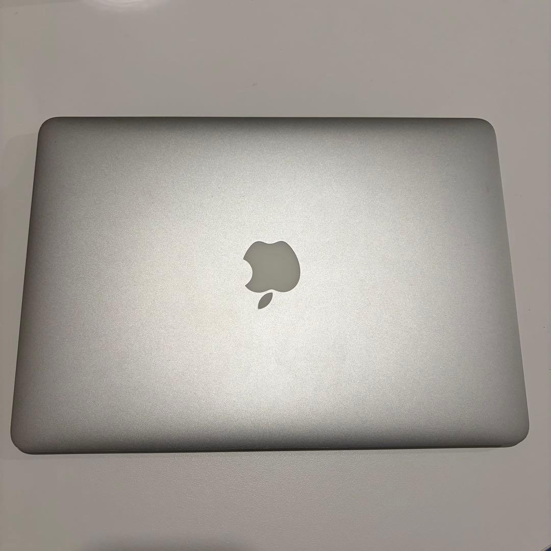 MacBook Air (13-inch, Early 2015) 本体、充電器