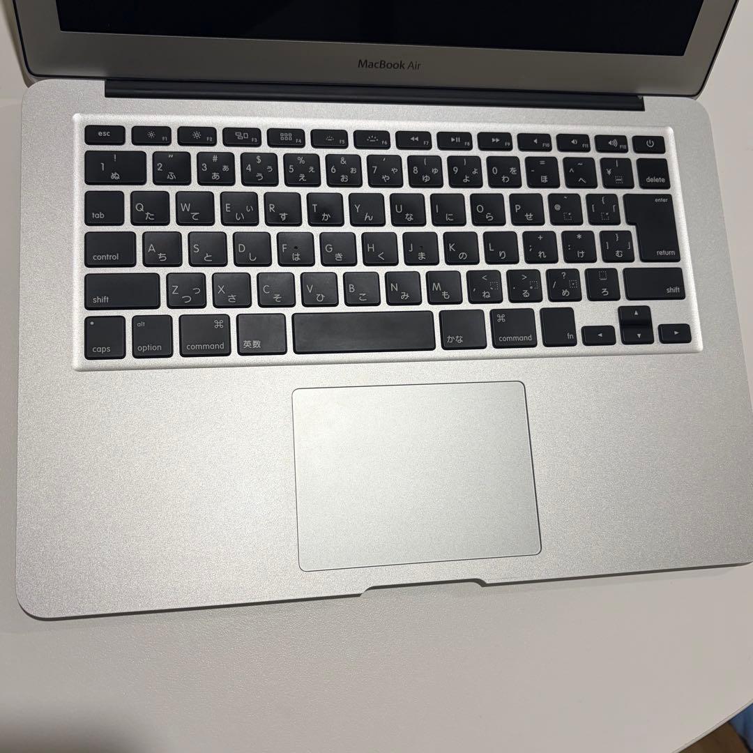 MacBook Air (13-inch, Early 2015) 本体、充電器