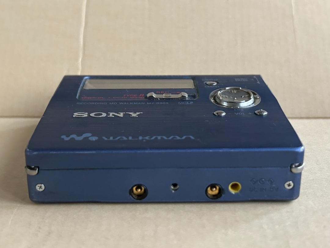SONY MZ-R909 MDレコーダー リモコンACアダプタ付中古動作確認済
