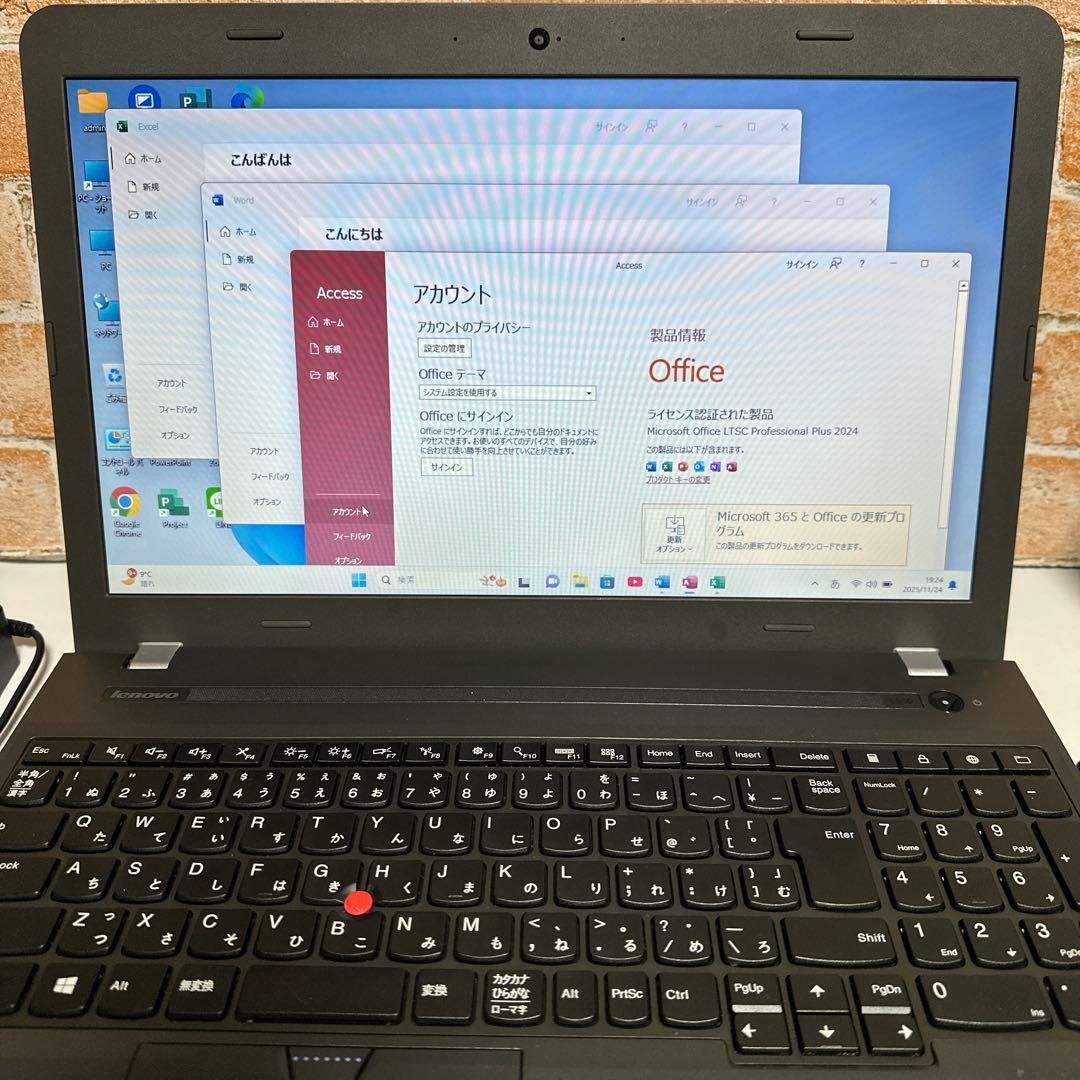 レノボ　 ThinkPadノート PC SSD Windows11 オフィス付