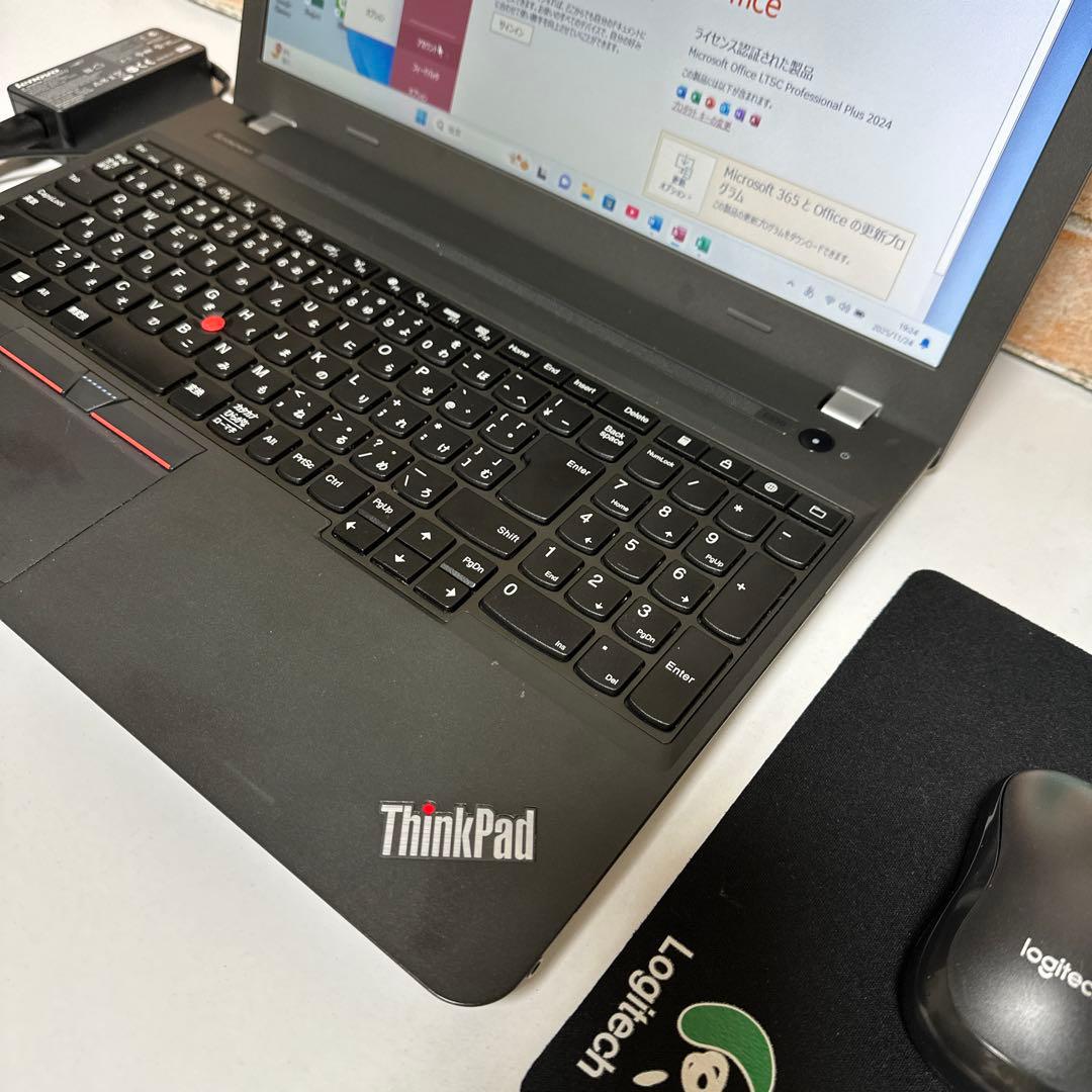レノボ　 ThinkPadノート PC SSD Windows11 オフィス付