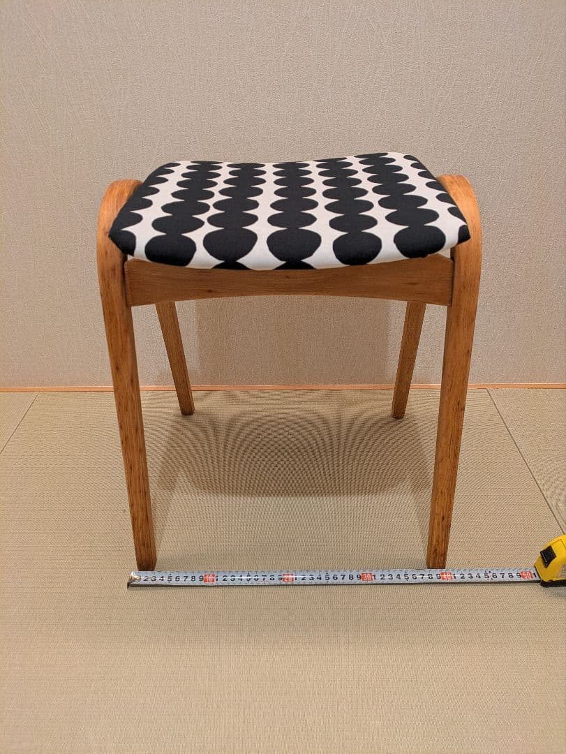 【秋田木工】木製 曲木 スツール 黒白幾何学模様 座面張り替え ハンドメイド