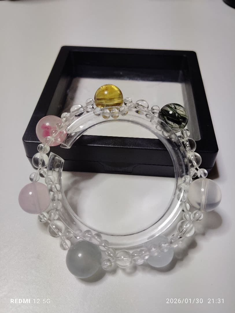 琥珀です☆ 金運 恋愛運 願望成就 人生好転 七宝 パワーストーン