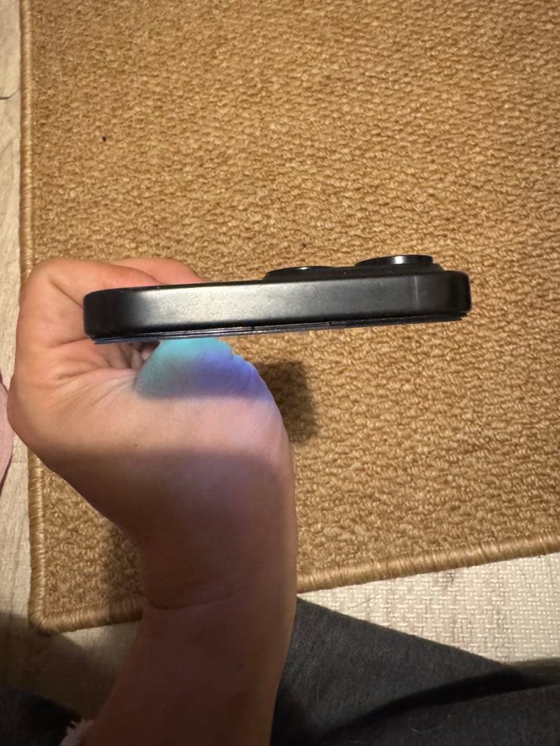 海外版 iphone 15 Pro Max 512GB，美品，バッテリーは98%