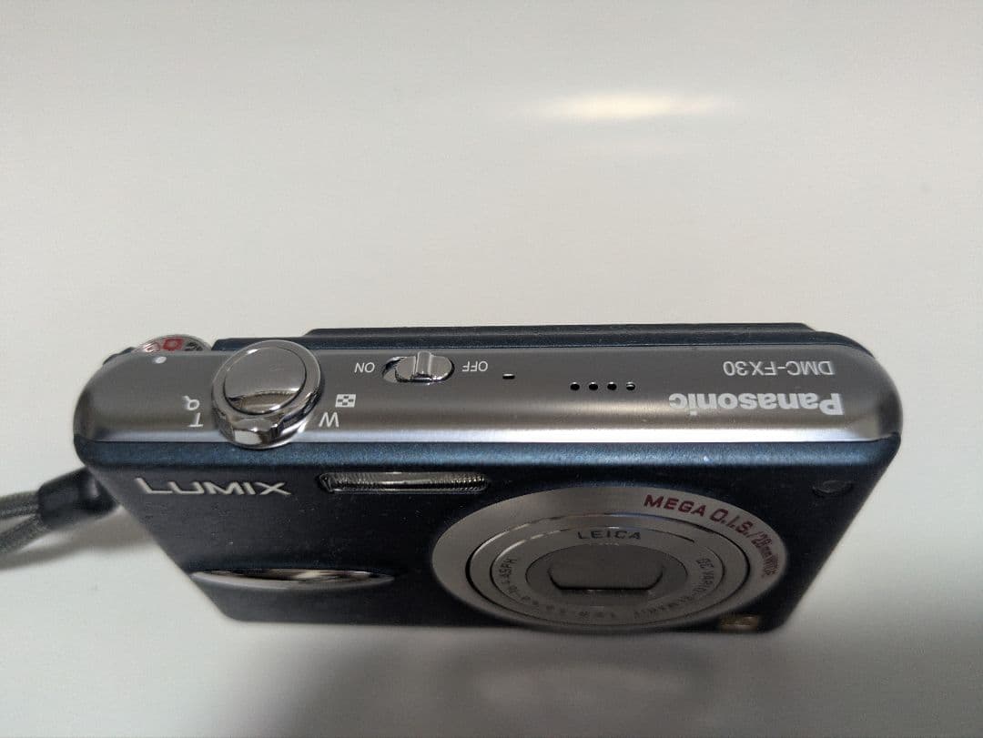 デジタルカメラ Panasonic LUMIX DMC-FX30