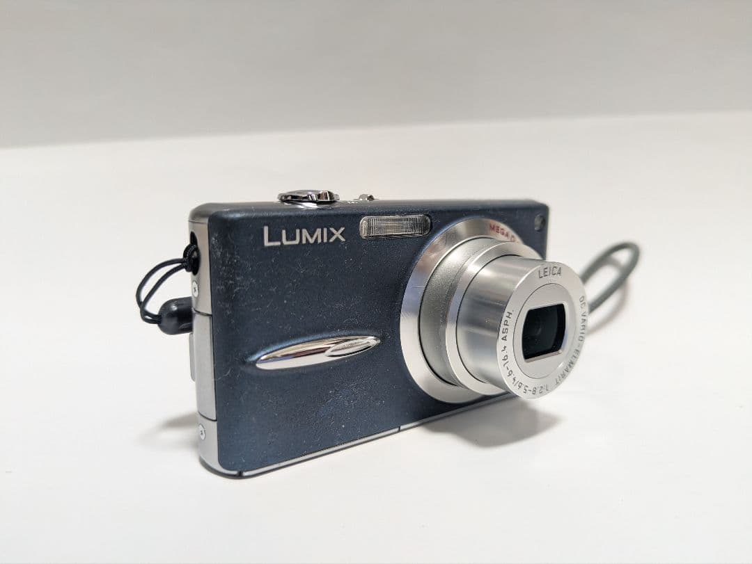 デジタルカメラ Panasonic LUMIX DMC-FX30