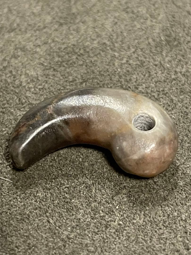 古墳期　勾玉　出土品　小型