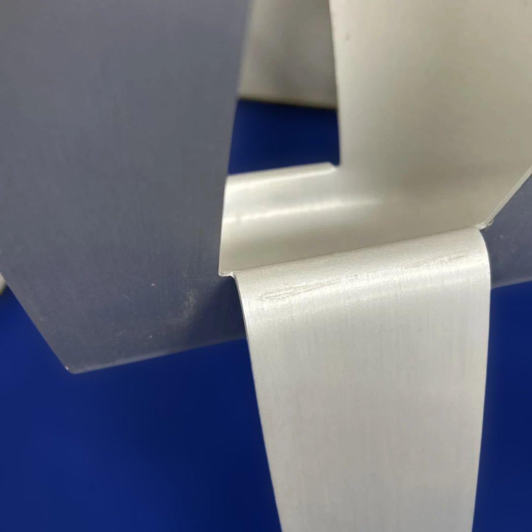 Umbra William Harvey マガジンラック アルミ製