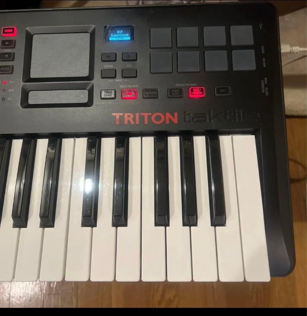 KORG TRITON taktile 25 シンセサイザー　MIDIキーボード