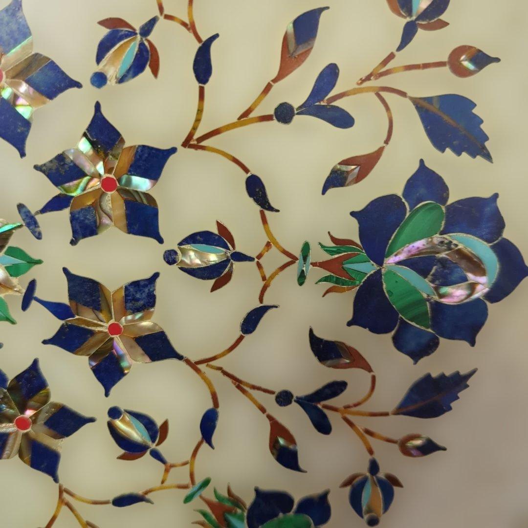 インド伝統工芸品、大理石象嵌細工 のプレート、木製スタンド付