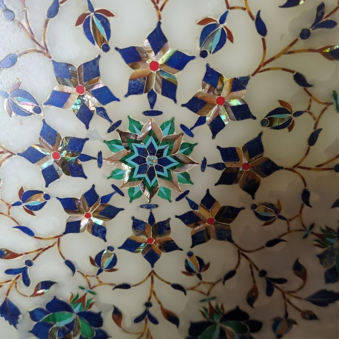 インド伝統工芸品、大理石象嵌細工 のプレート、木製スタンド付