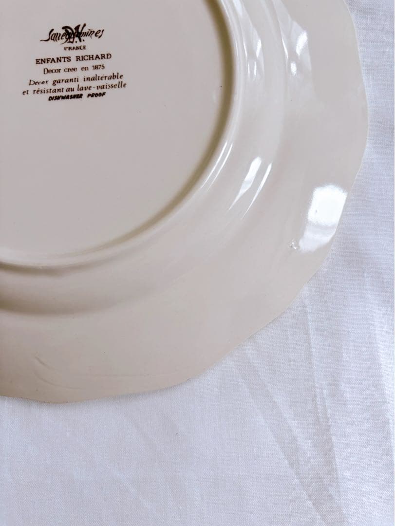 フランスブロカント　Saregueminesディナープレート