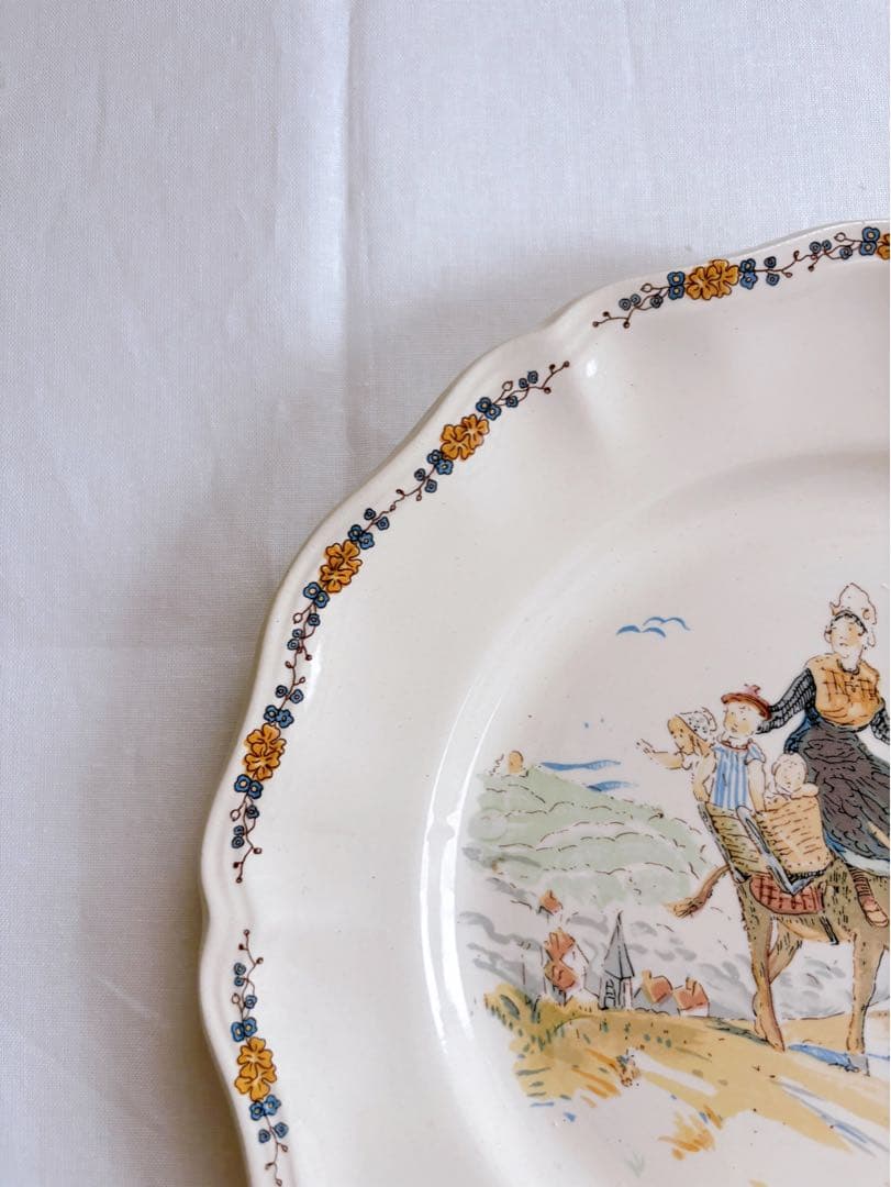 フランスブロカント　Saregueminesディナープレート