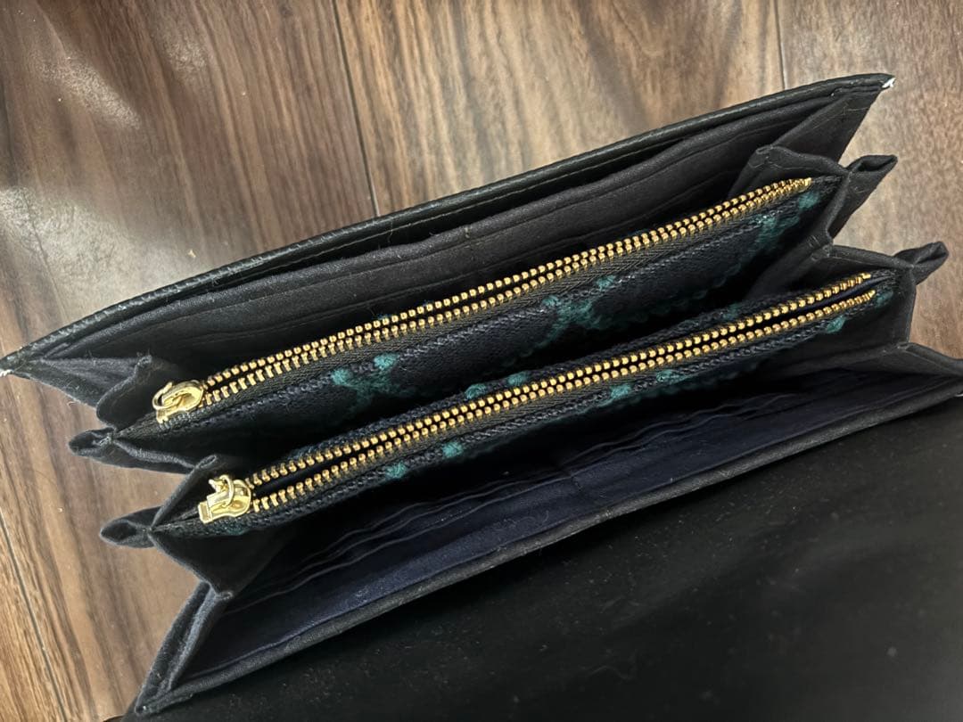 ミナペルホネンお財布ショルダーバッグ