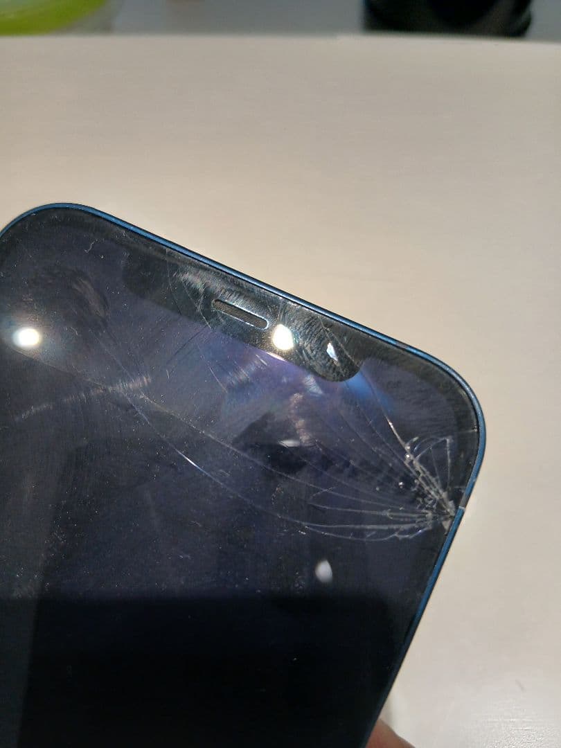 Apple iPhone 12 ブラック本体64GB SIMフリー利用制限○判定