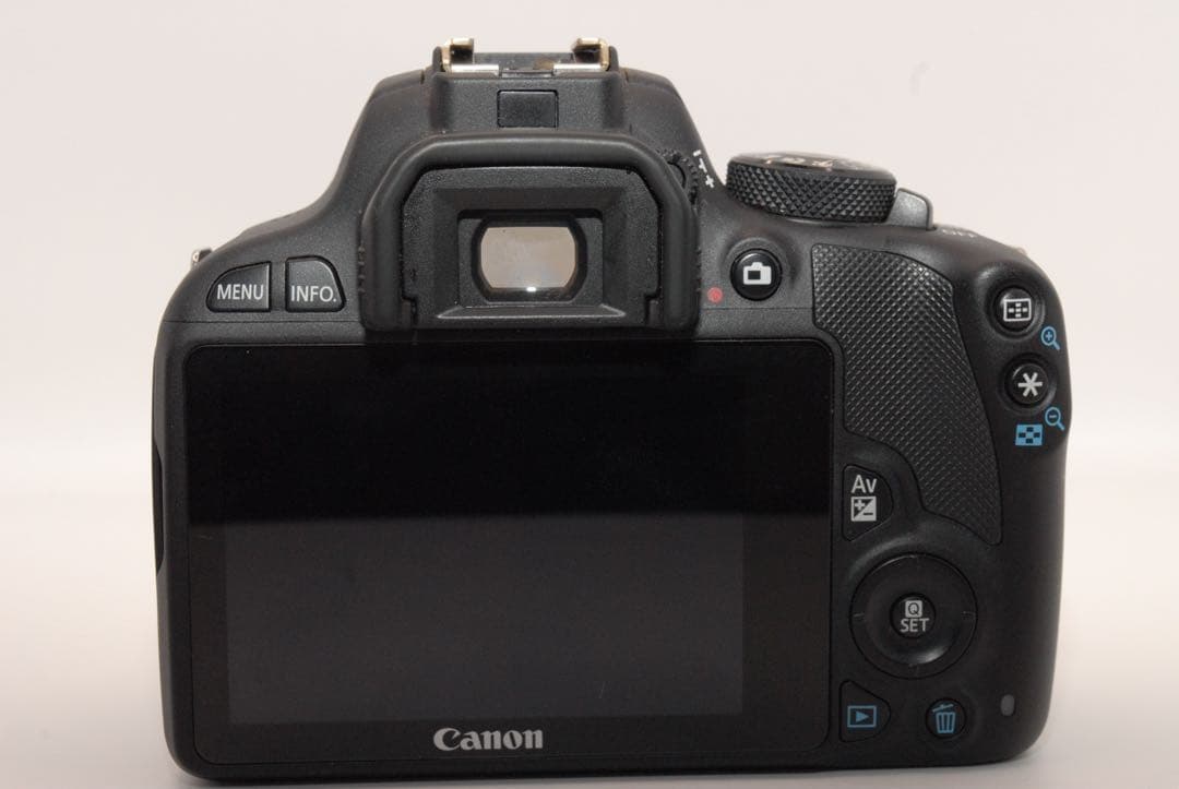 Canon EOS Kiss X7 ❣️一眼レフ 小型軽量 スマホ転送 キヤノン