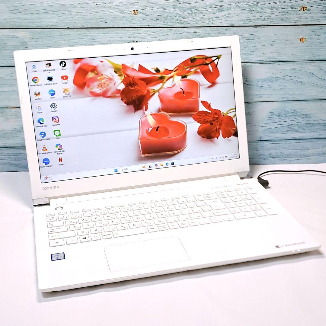 J108【美品】すぐ使える 東芝ノートパソコン 第7世代i3 win11