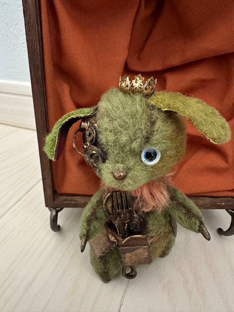 コボリサヤカ　冠うさぎ　抹茶