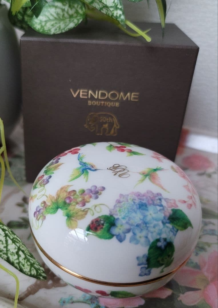 ノリタケ 　ヴァンドームブティック　限定　シマエナガ ボンボニエール