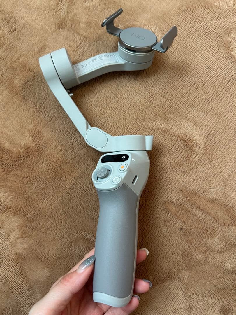 DJI Osmo Mobile SE スタビライザー