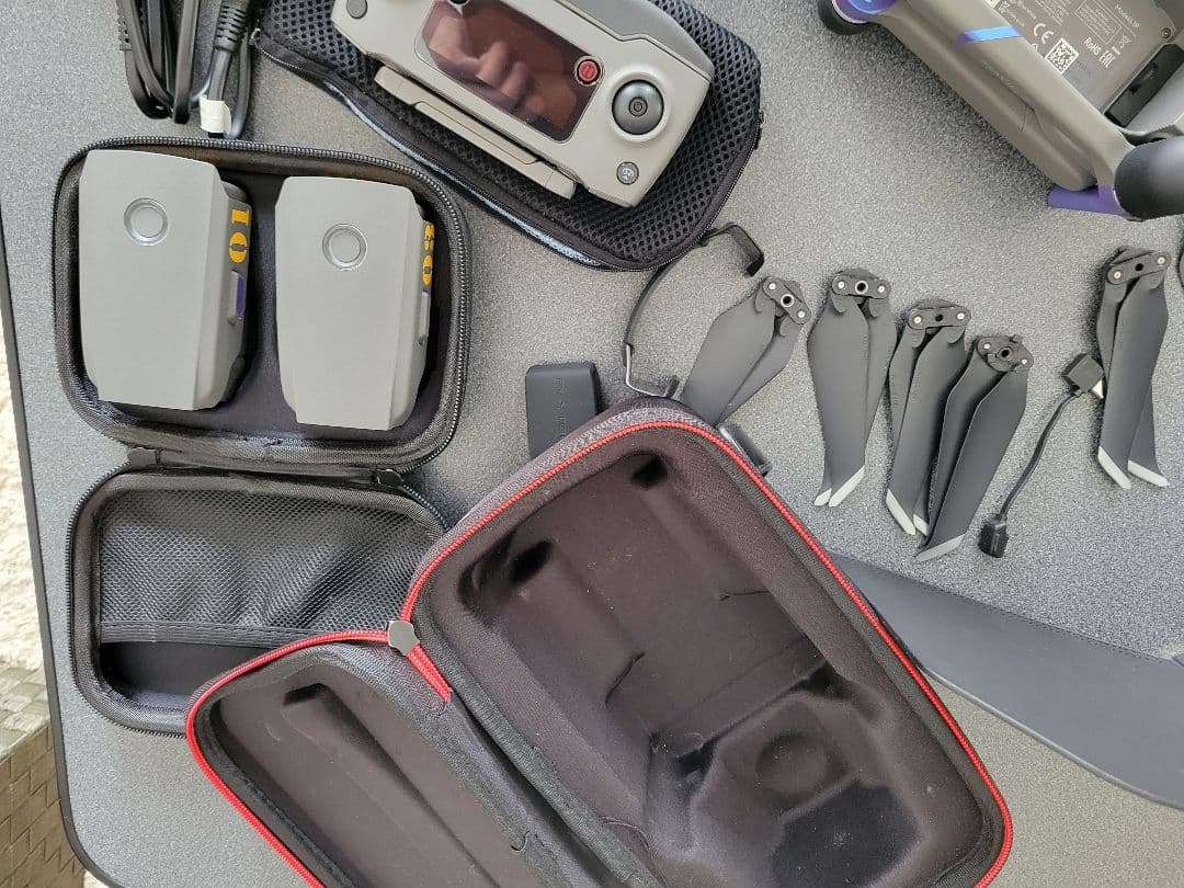 DJI ドローン MAVIC2 Pro　バッテリー4個　フライモアコンボ
