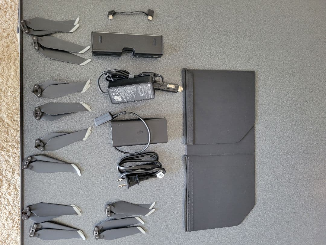 DJI ドローン MAVIC2 Pro　バッテリー4個　フライモアコンボ