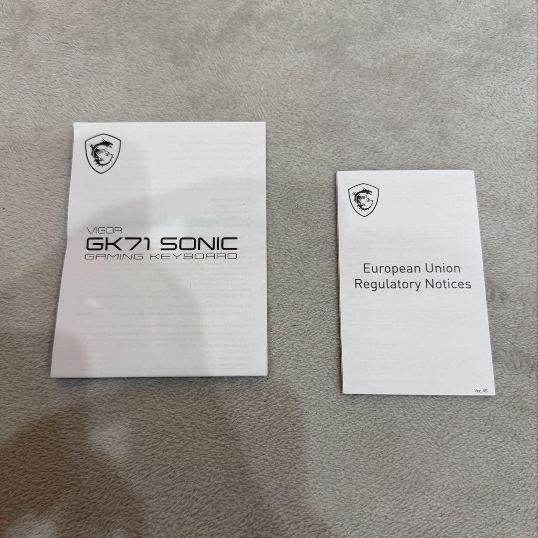 ゲーミングキーボード msiGK71