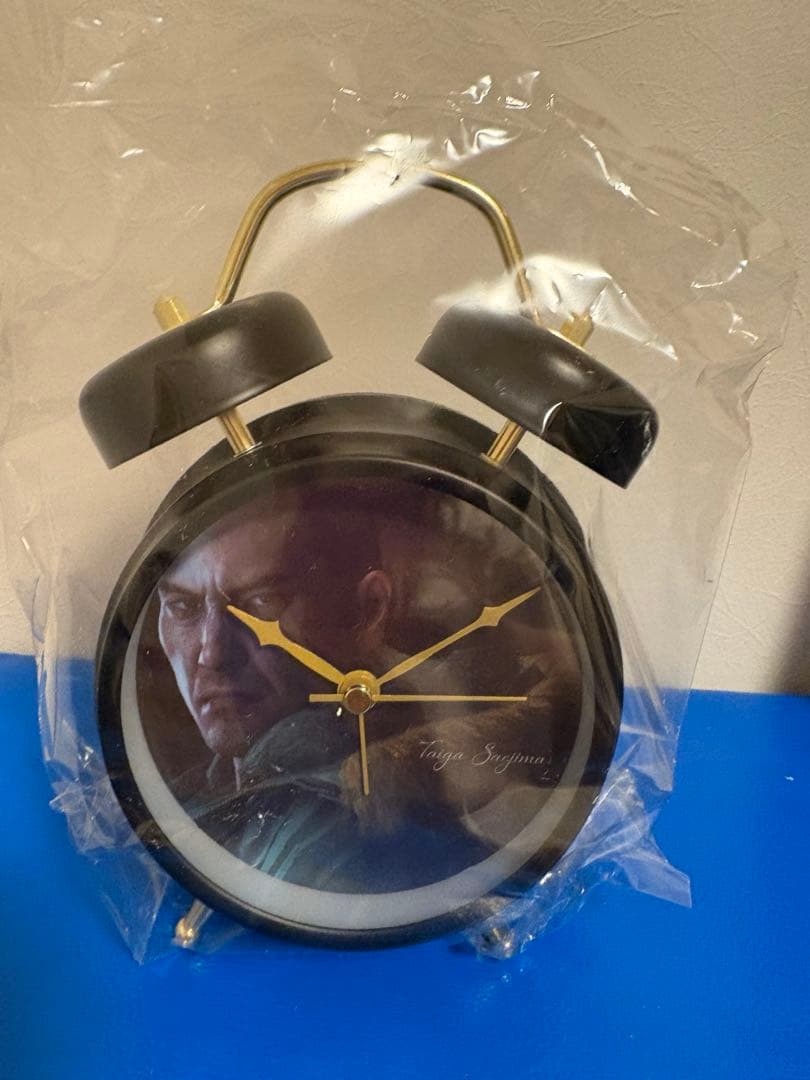 セガラッキーくじ　龍が如く「龍と生きる」Ｂ賞　覚醒ボイス付きめざまし時計　冴島