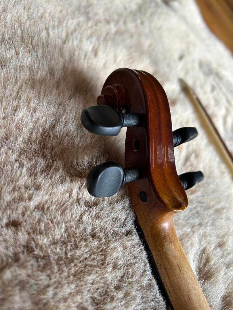 要メンテSynwin バイオリン 1/8 ケース松ヤニ肩当て