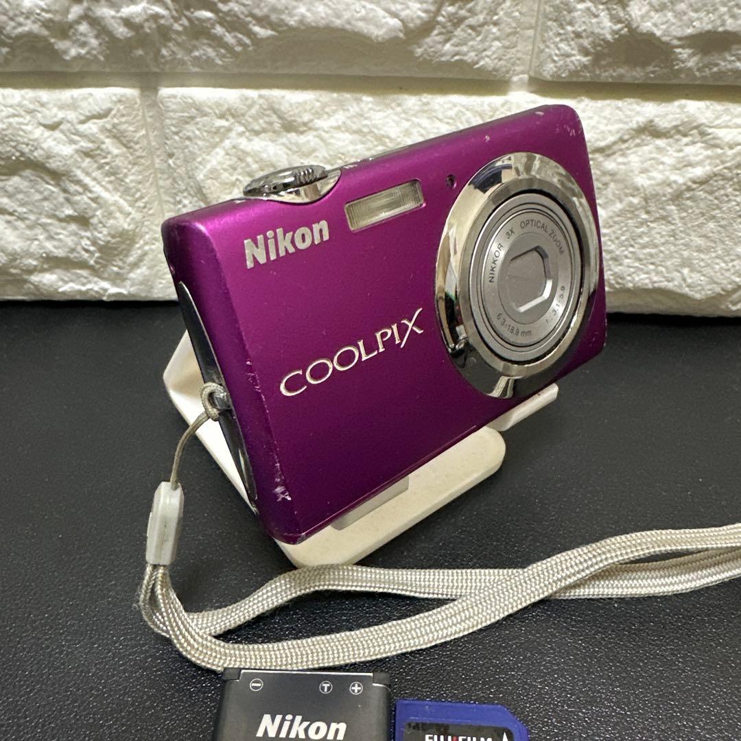 ニコンNikon COOLPIX S220 ピンク　動作確認済　中古品
