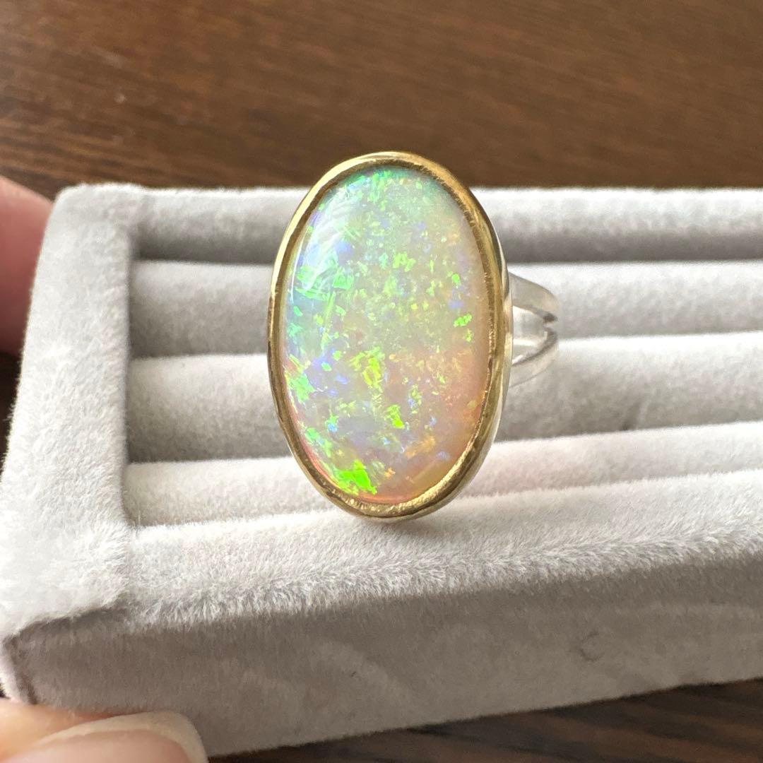 大粒オパールリング
