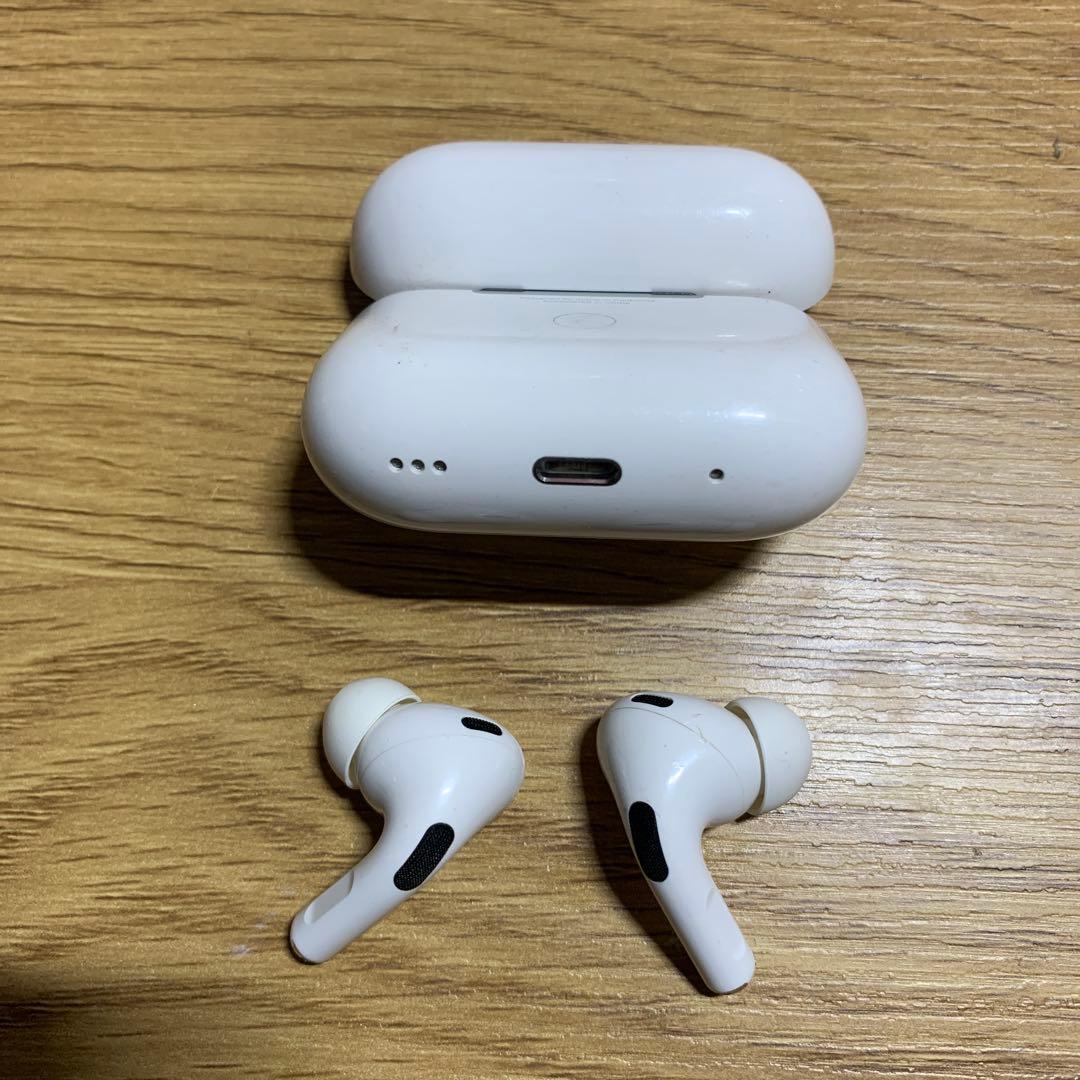 Apple AirPods Pro 第二世代　lightning