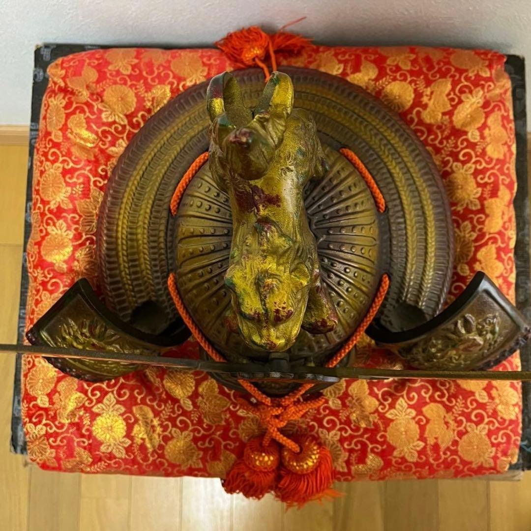 刻印あり　源九郎義経　長鍬型獅子頭の兜「出世兜」　レア