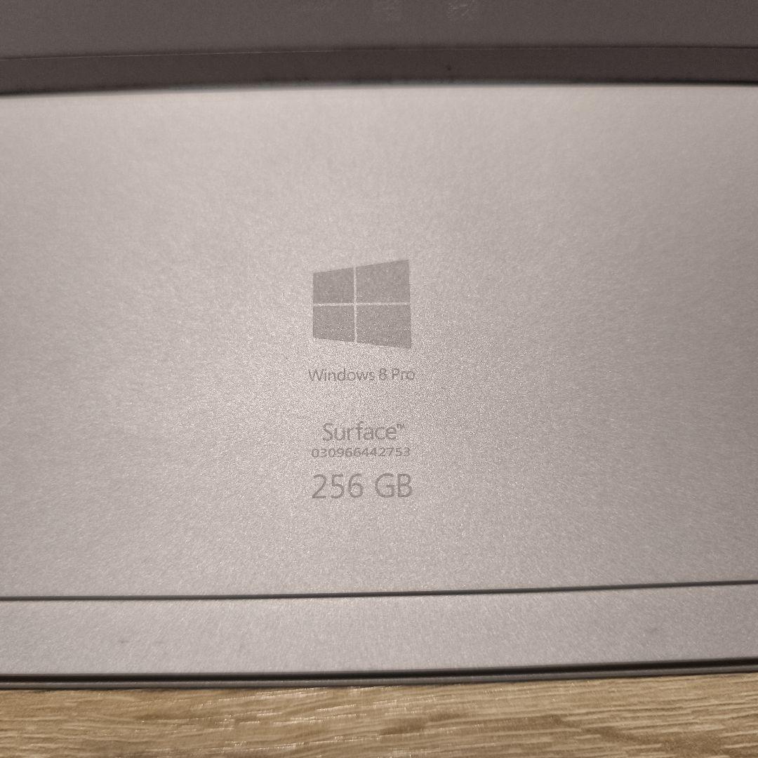 Surface Pro3 本体＋純正充電器