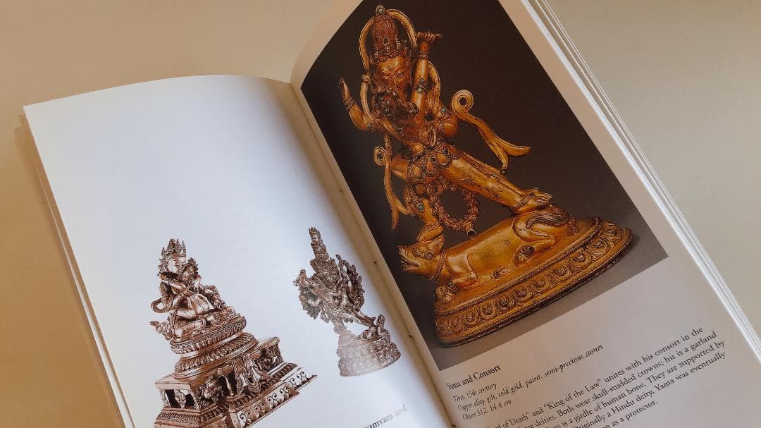 書 Patan Museum Guide