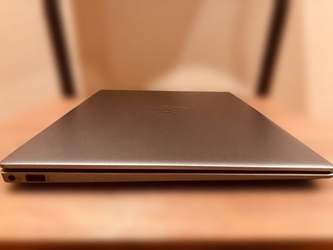 Windowsノート本体 HPRyzen7 7840H / 32GB / 1TB / Radeon780M